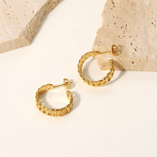 Signature Hoop Earrings, 3/4 Inch (Gold)